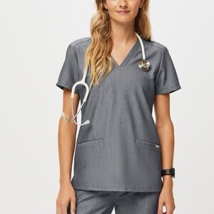NWOT Figs Casma Scrub Top Gray Graphite Large